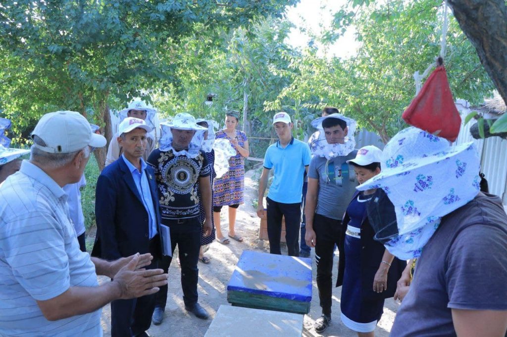 Ózbekstan Xalıq demokratiyalıq partiyası deputatları  «Qaraoy» aӯıl puqaralar jıyınında boldı