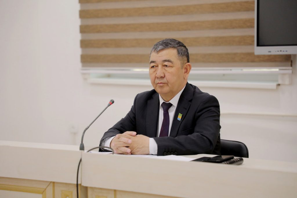 Бүгин Тахтакөпир районы ҳәкимлигиниң мәжилислер залында Халық депутатлары Тахтакөпир районлық Кеңесиниң гезектеги 77-сессиясы болып өтти