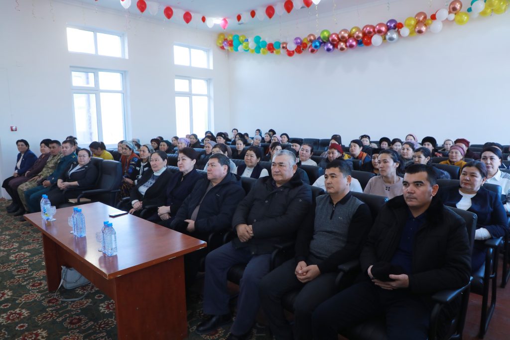 «Biz basım hám zorlıqqa qarsımız!» súreni astında ushırasıw ótkerildi